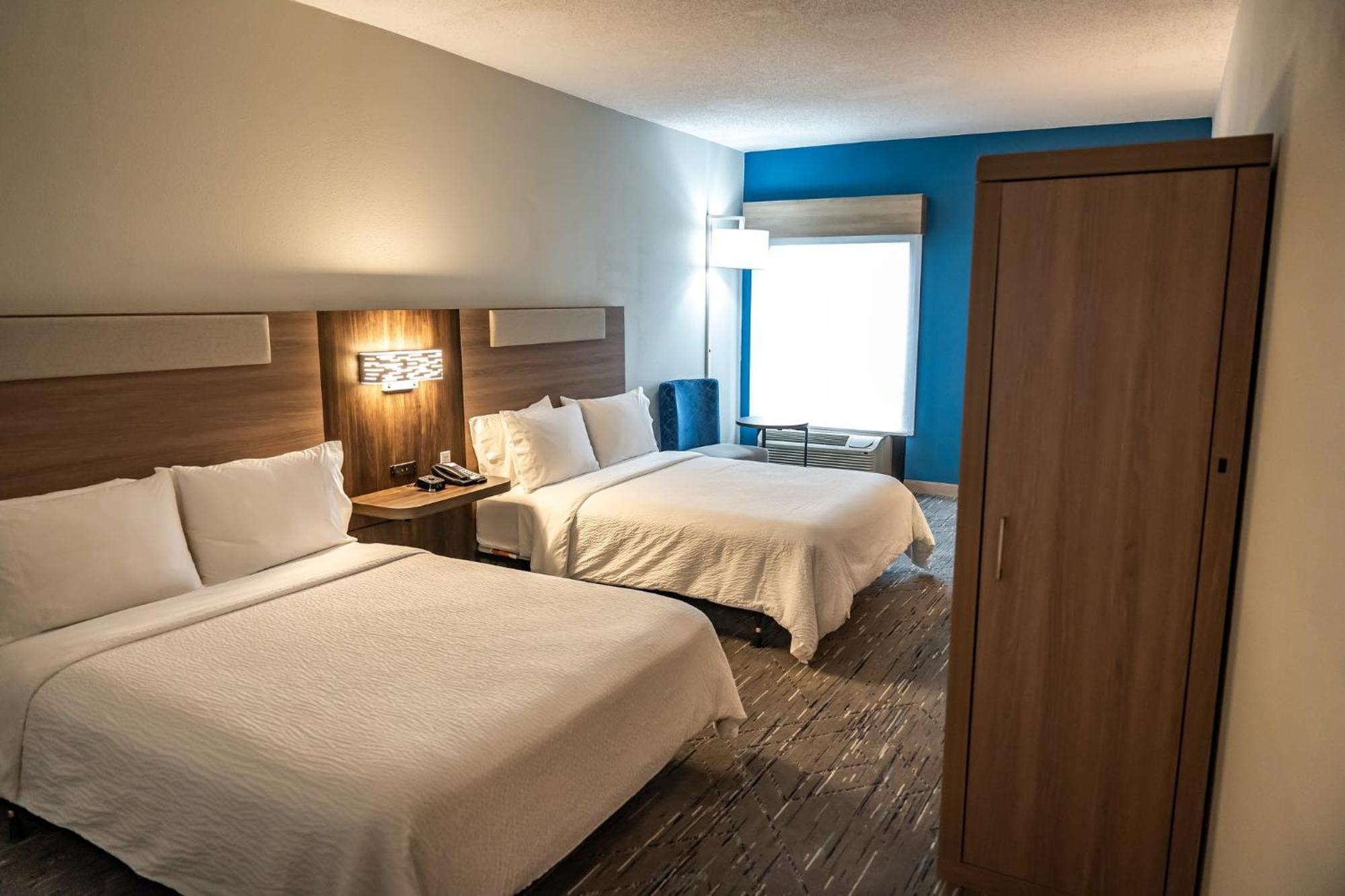 Holiday Inn Express Hotel & Suites West Chester By Ihg Concordville Exterior photo