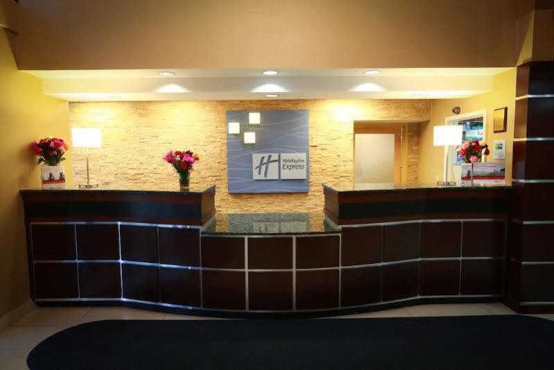 Holiday Inn Express Hotel & Suites West Chester By Ihg Concordville Exterior photo